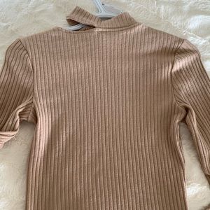 Bershka | Long Sleeve Beige Crop Nevk Top